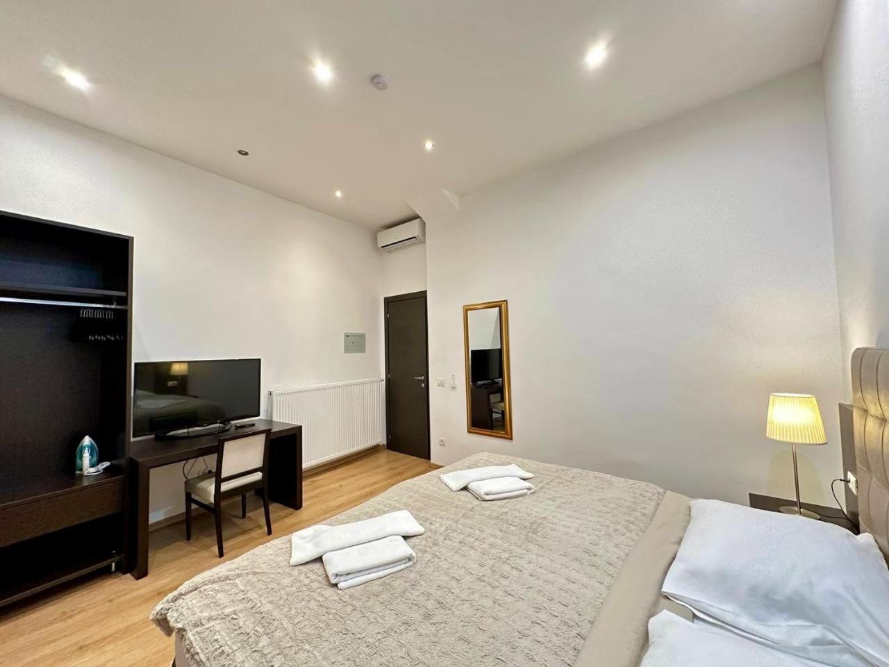Riverside Palace Apartamento *